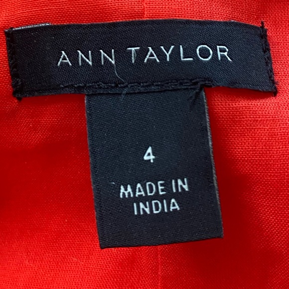 Ann Taylor Buttondown V-Neck Dress Sz 4 EUC - Picture 3 of 3